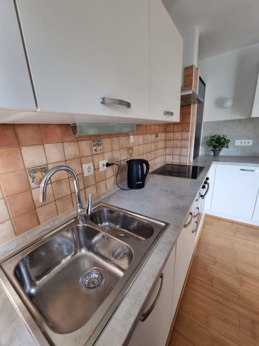 The Rowhouse Apartment Ljubljana - Free Parking Liubliana Exterior foto