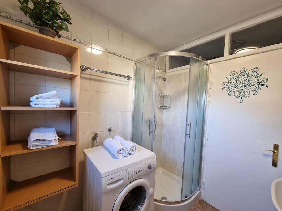 The Rowhouse Apartment Ljubljana - Free Parking Liubliana Exterior foto