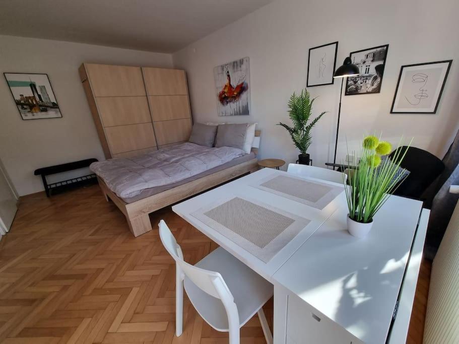 The Rowhouse Apartment Ljubljana - Free Parking Liubliana Exterior foto